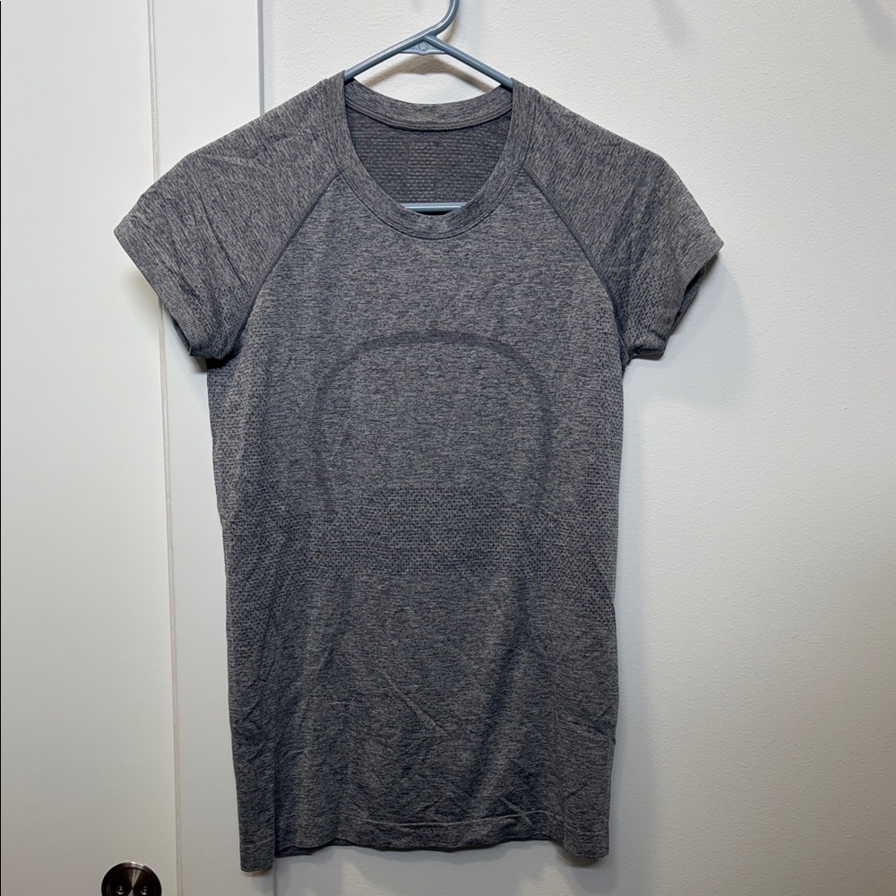 Lululemon Athletica Heathered Gray Tee
